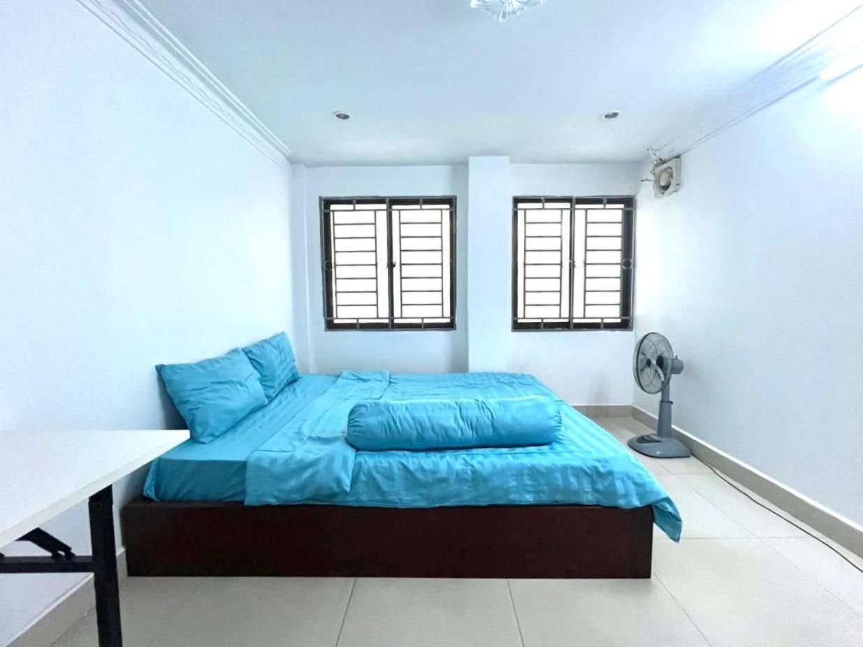 Ferienwohnung The Moonvine On 360 Phnom Penh Exterior foto