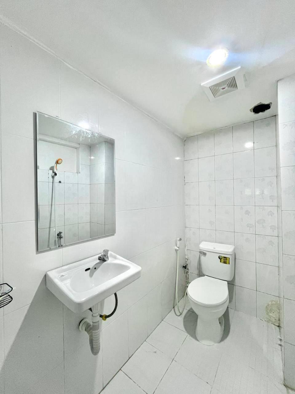 Ferienwohnung The Moonvine On 360 Phnom Penh Exterior foto