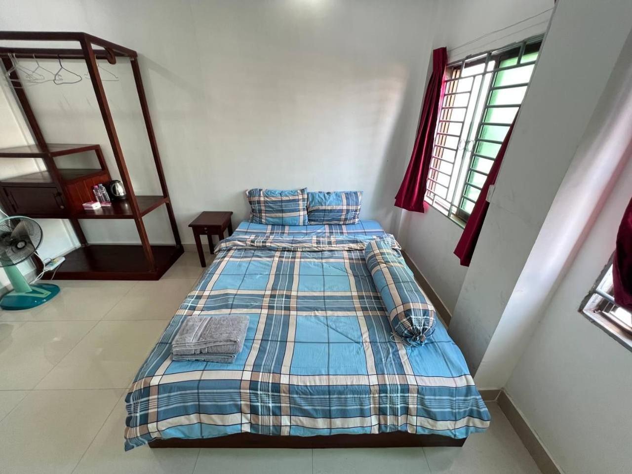 Ferienwohnung The Moonvine On 360 Phnom Penh Exterior foto