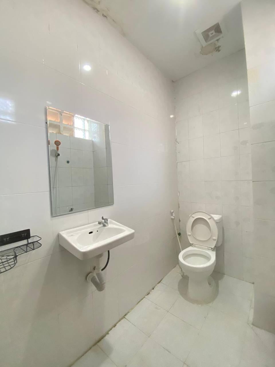 Ferienwohnung The Moonvine On 360 Phnom Penh Exterior foto